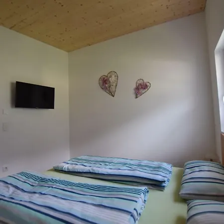 Garnhof Apartment *